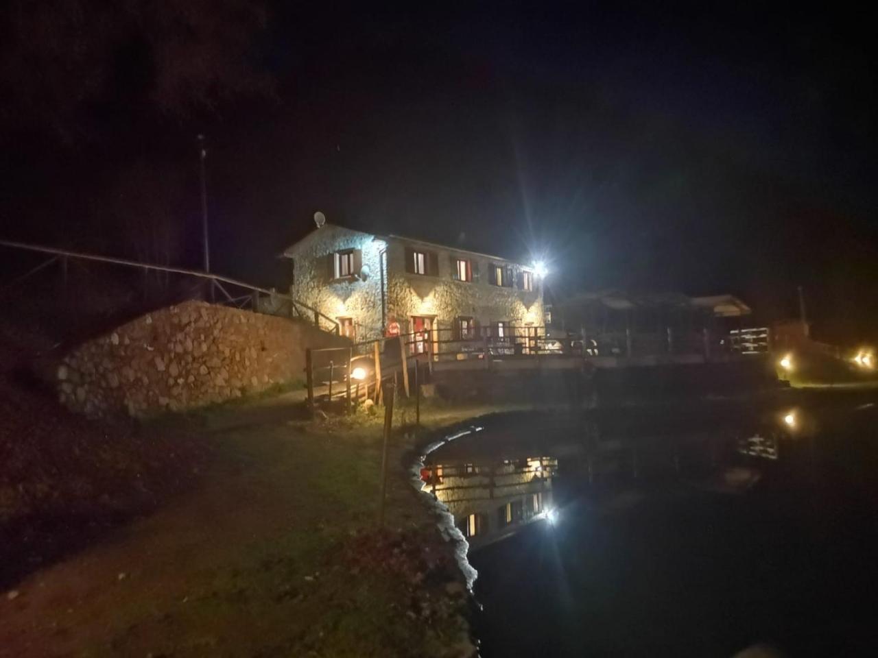 Millesimo Taverna Del Dolmen מראה חיצוני תמונה